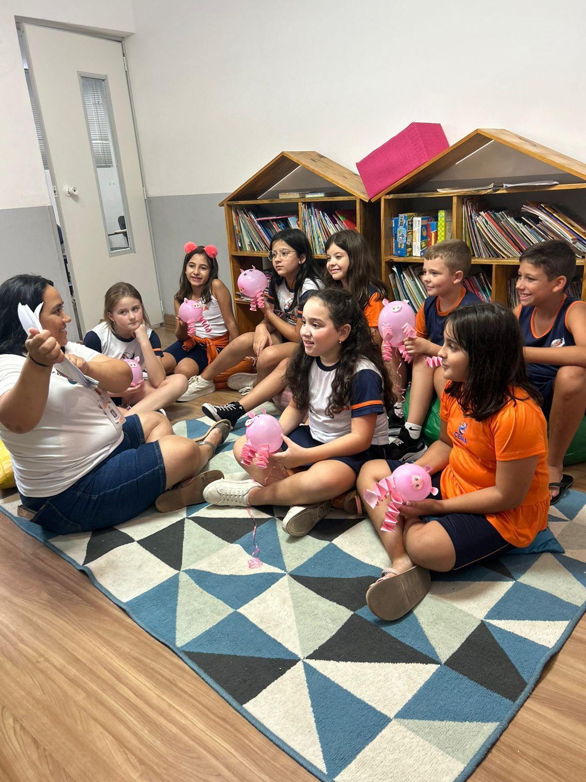 Clube do Leitor Um momento de leitura imaginação e muita criatividade com o nosso porquinho Coach